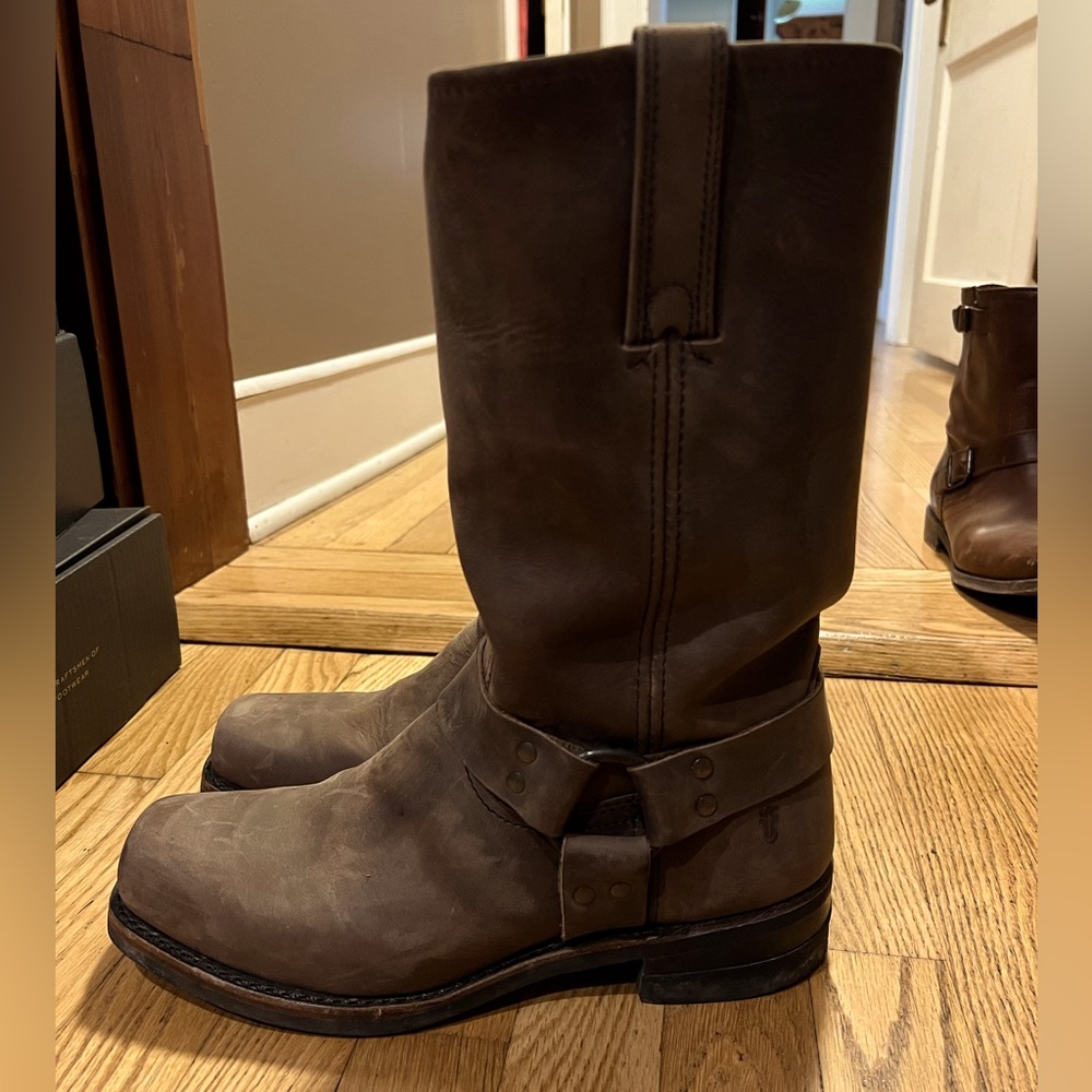 Frye harness 12R boots